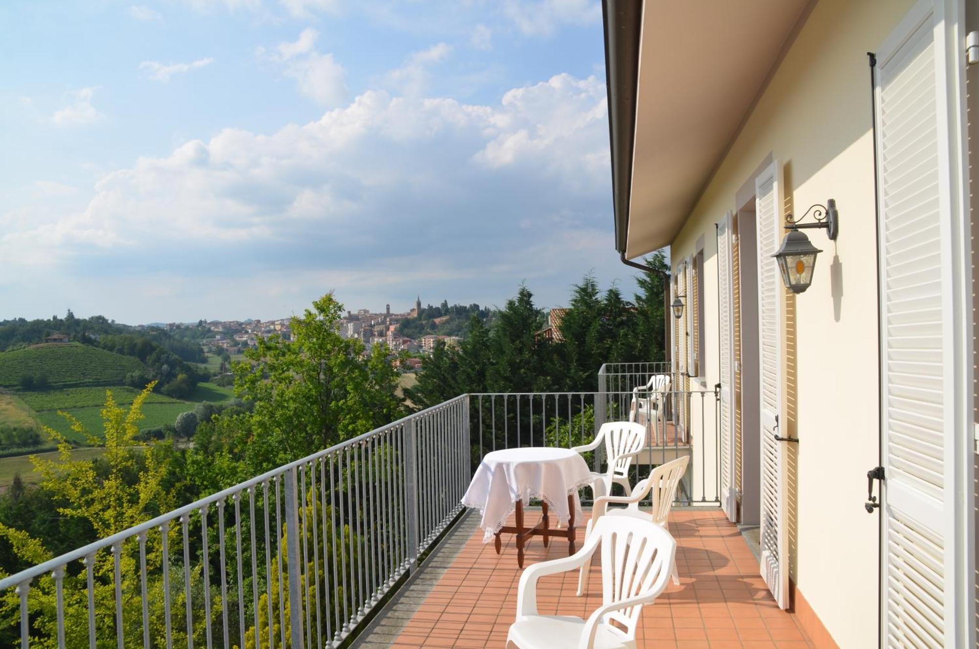 Villa Patrizia มอนกาลโว ภายนอก รูปภาพ